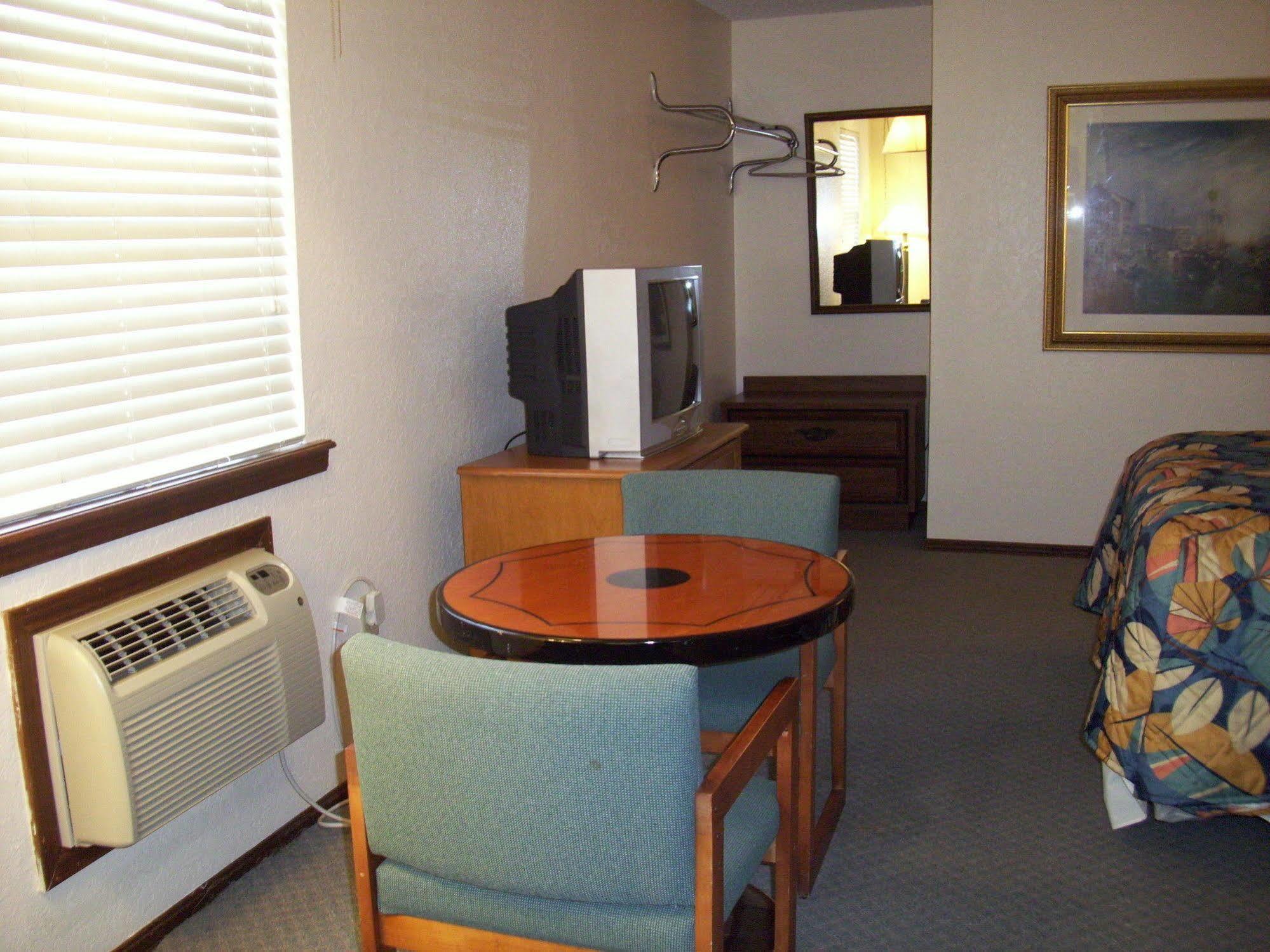 Travelers Inn Wilburton Esterno foto