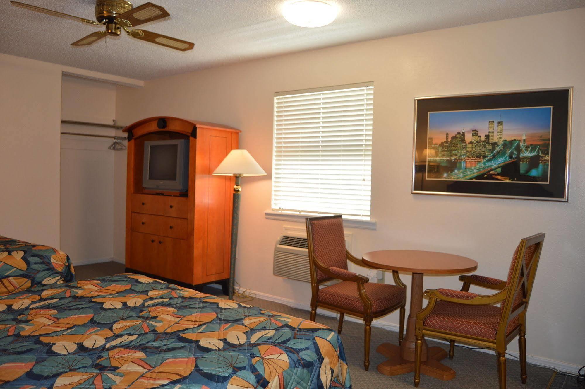 Travelers Inn Wilburton Esterno foto